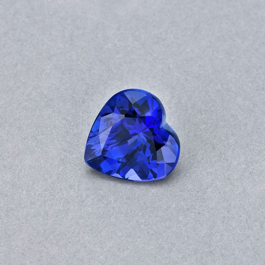 Heart-shaped tanzanite gemstones
