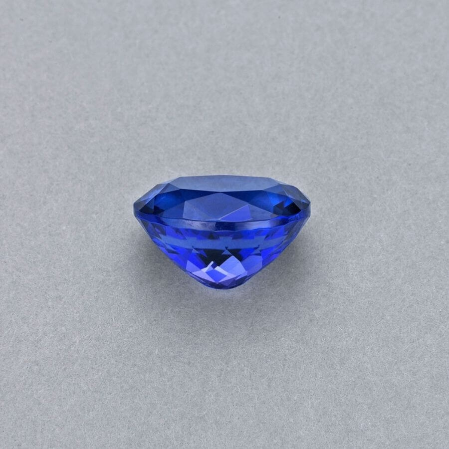 7.10 Carat Oval Cut Tanzanite Gemstone