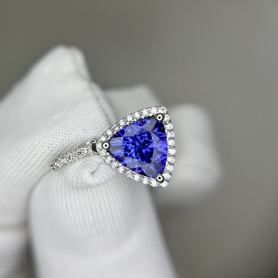 1.73 Ct Trillion Cut Tanzanite Pendant With Diamond Halo