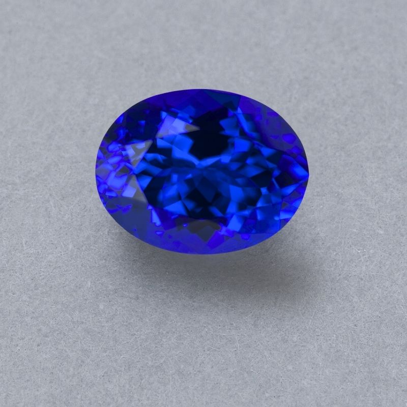 16.98 Carat Oval Tanzanite Gemstone Investment Grade - Amazing !