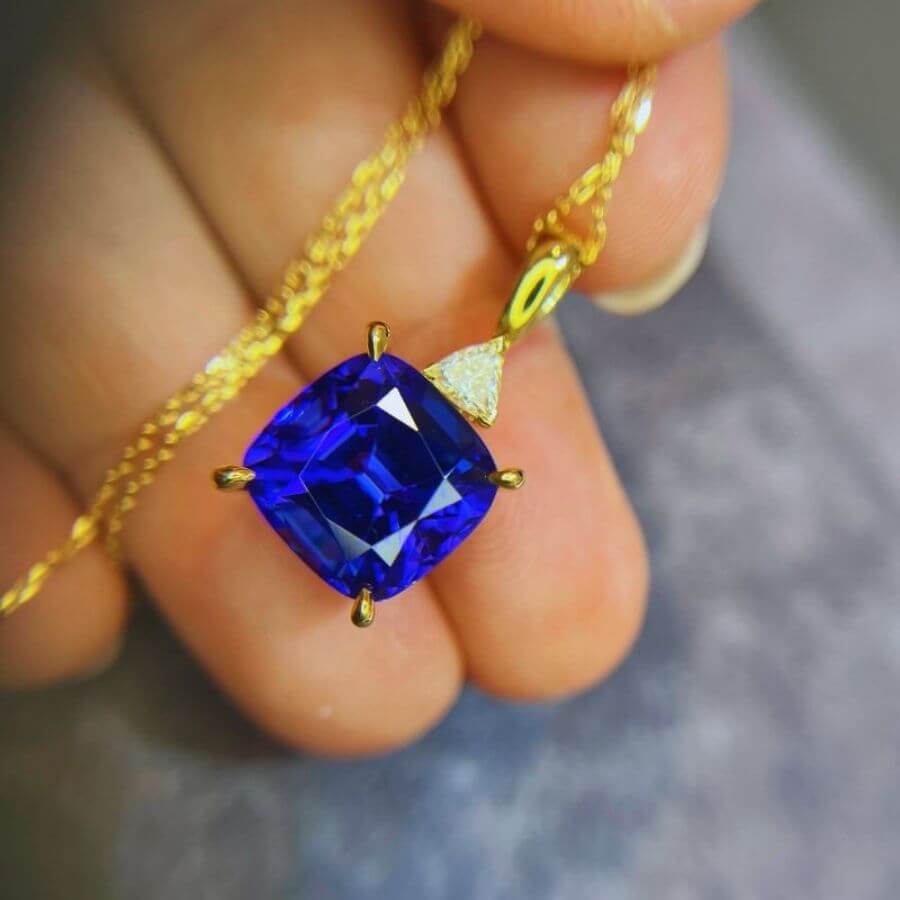 Exceptional 8.81 Ct Cushion Cut Tanzanite Pendant