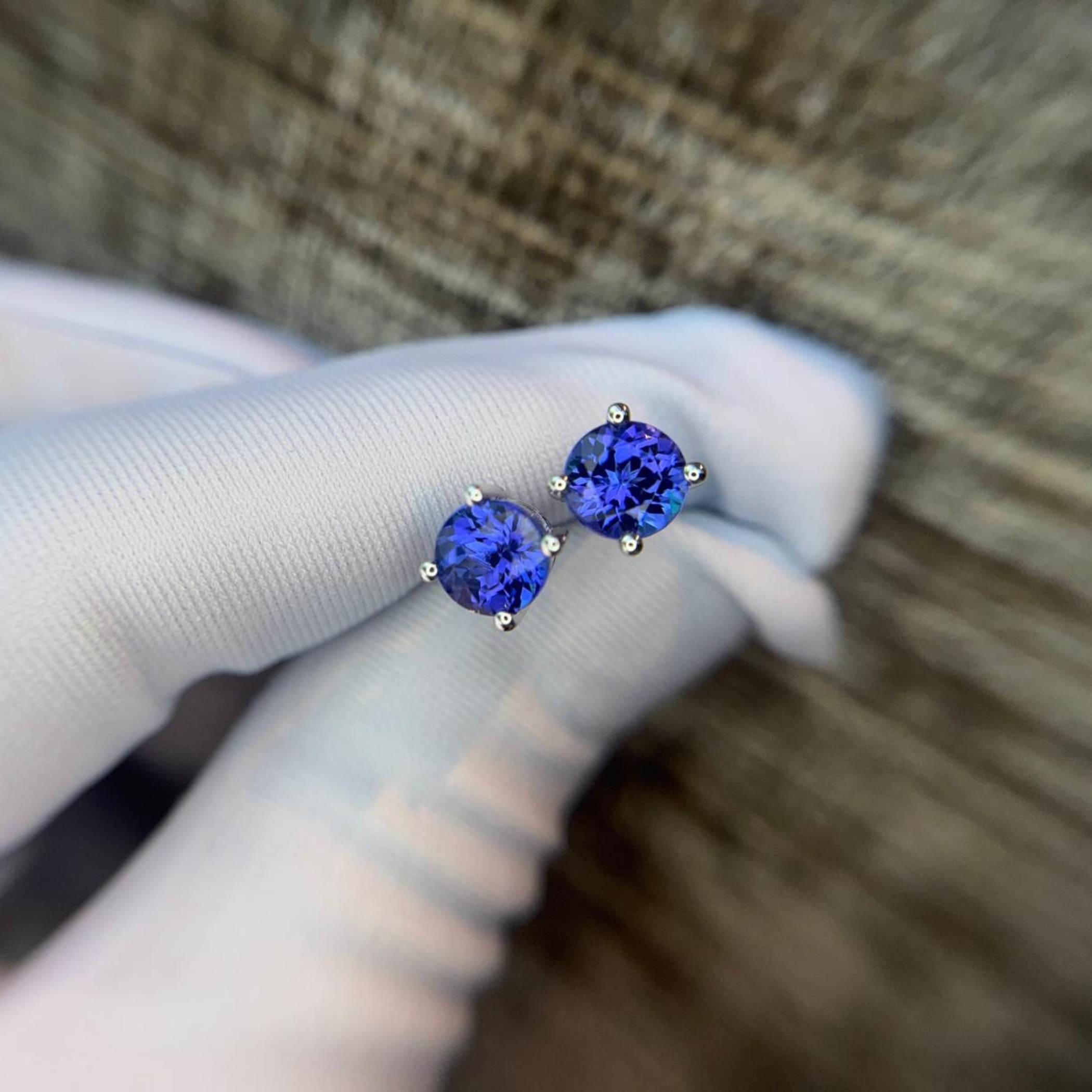 Tanzanite Stud Earrings - 2.50 Carats - 6.5  mm