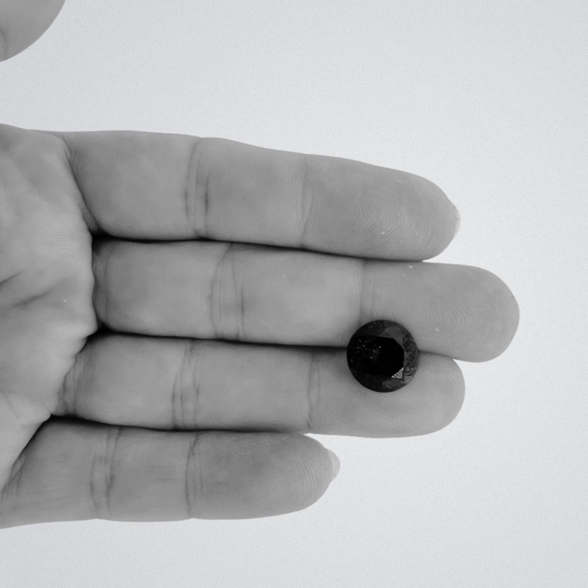 8.53 Round Cut Tanzanite Gemstone