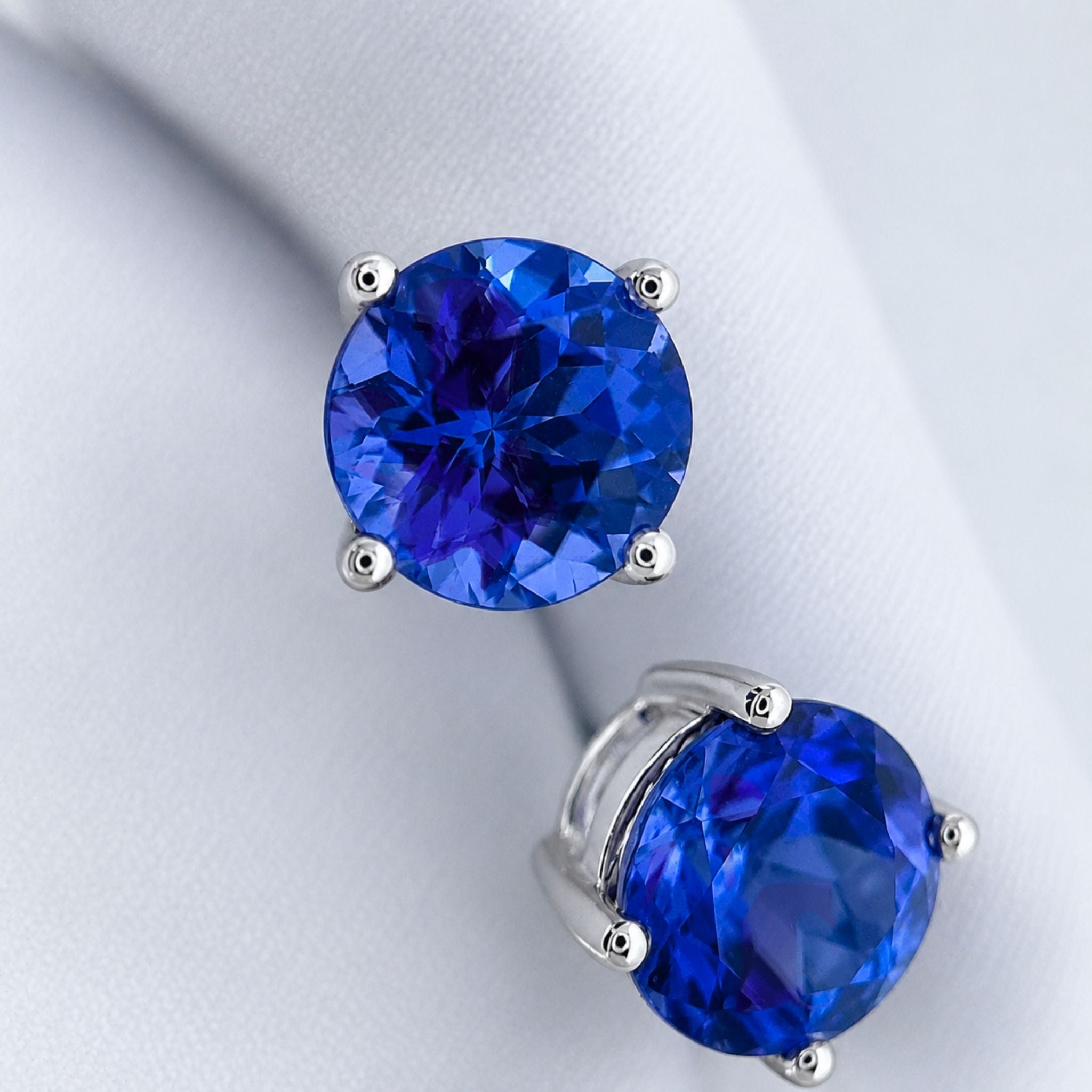 Exceptional 4.20 Carat Tanzanite Stud Earrings in 18K White Gold