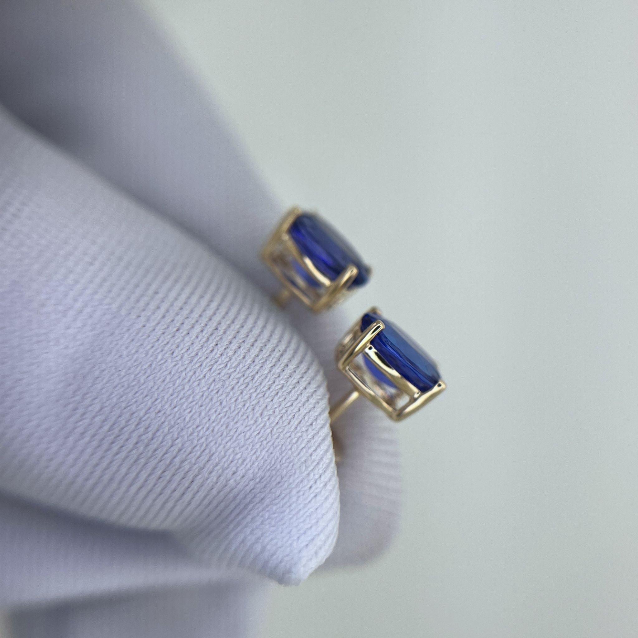 Premium Oval Tanzanite Stud Earrings In Yellow Gold