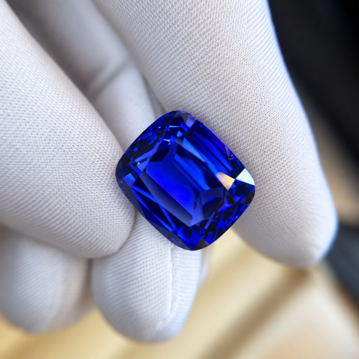 25.65 ct Cushion Cut Tanzanite Gemstone – With GIA Identification Report