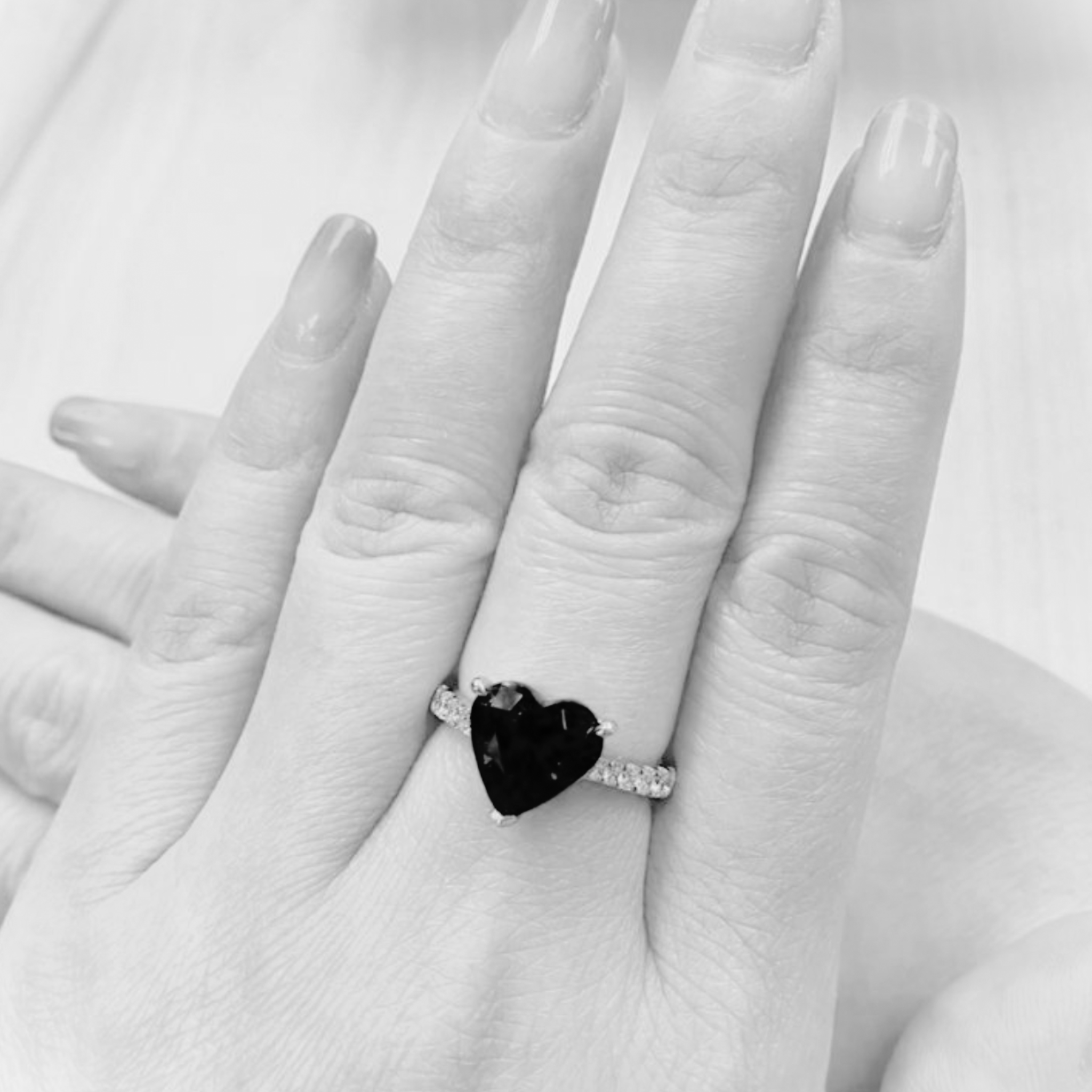 Exceptional 4.50 Ct Heart-Shaped Tanzanite Ring